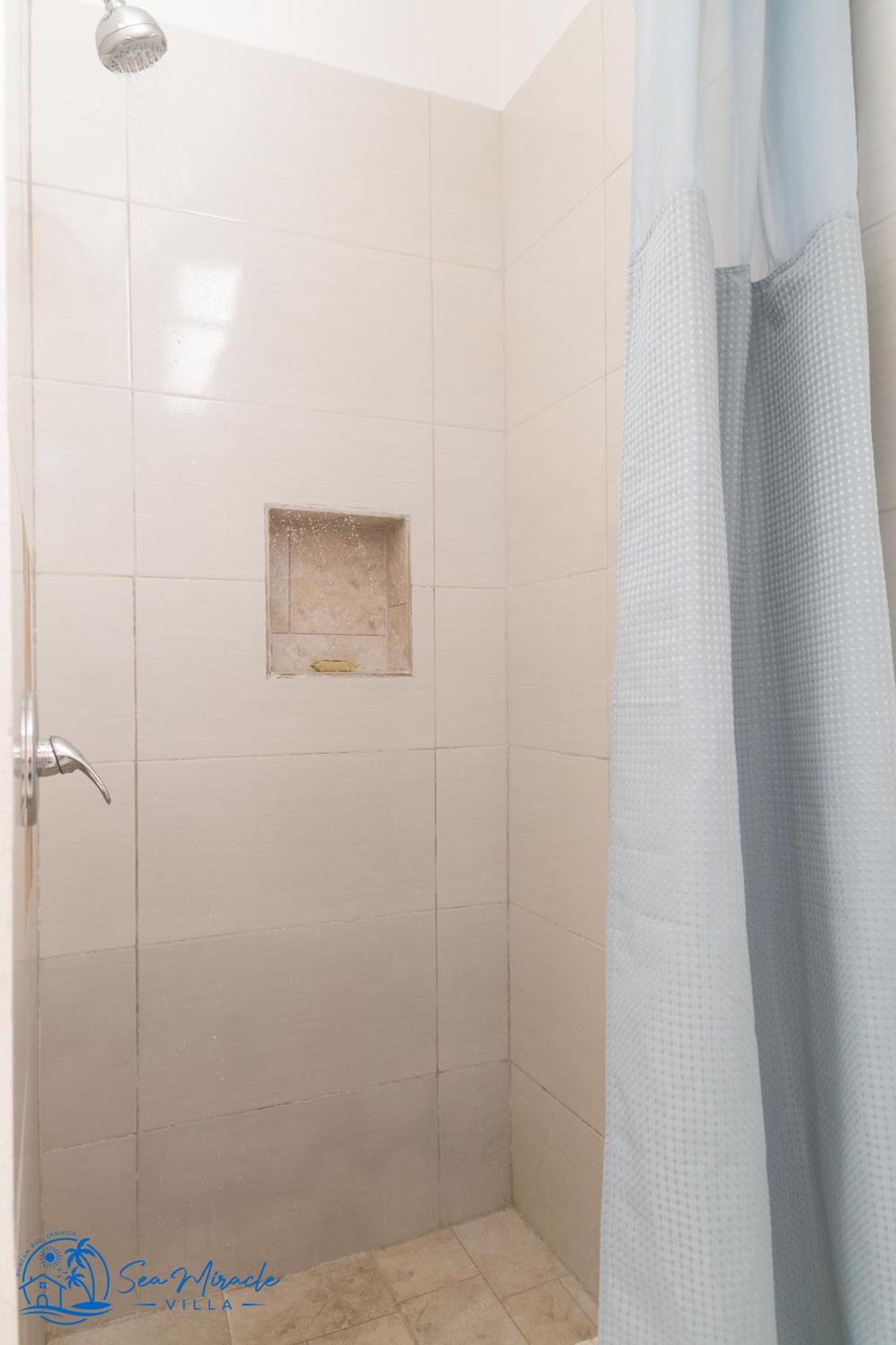 Sea Miracle Villa/Beach Cottage Silver Sands Dış mekan fotoğraf
